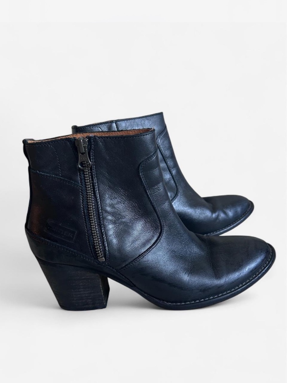 Hunter Black Leather Ankle Boots with Side Zip 9 women’s